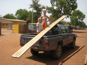 02 On Transporte La Planche
